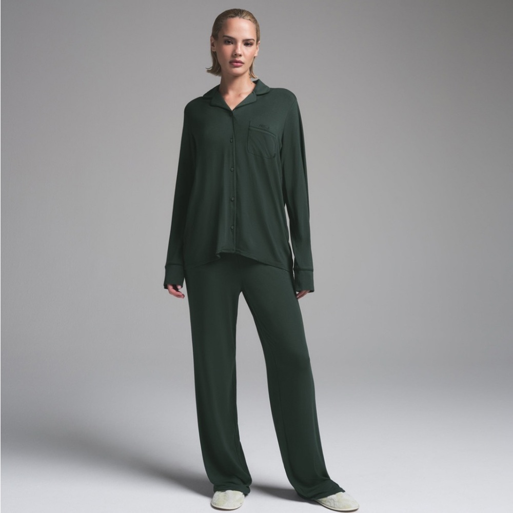 Brand New Skims Sleep Long Sleeve Button Up Set